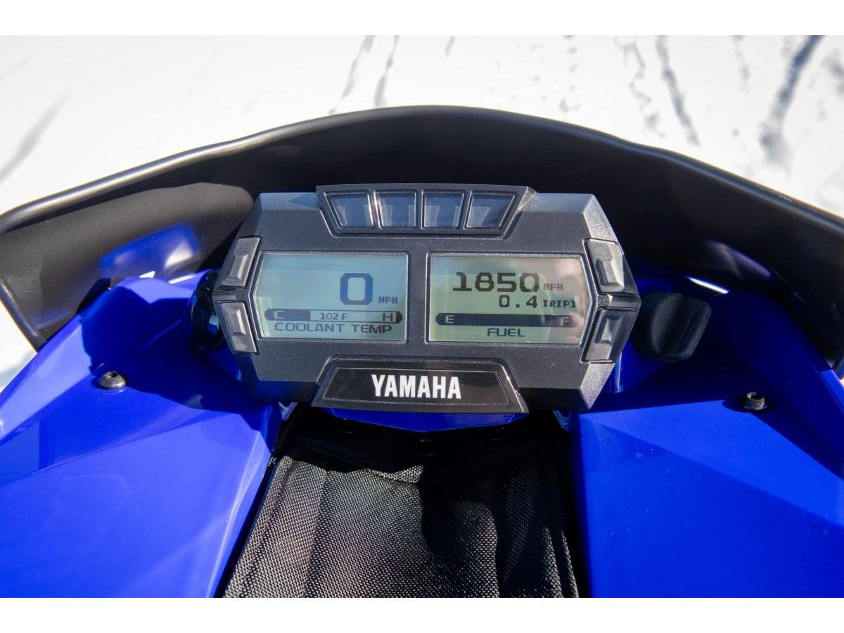 2025 Yamaha Sidewinder SRX LE EPS in Hobart, Indiana