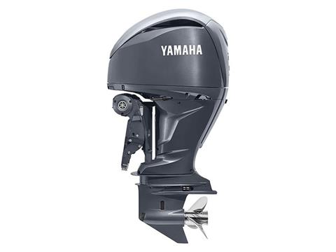 Yamaha F250 V6 4.2L Offshore w/o DES Digital 25 R Rotation in Perry, Florida