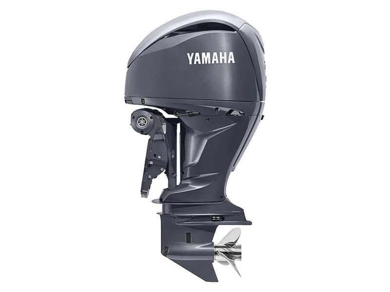 Yamaha F250 V6 4.2L Digital 30 in Chula Vista, California - Photo 1