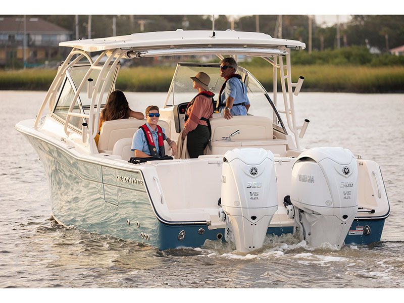 Yamaha F300 4.2L V6 Offshore w/ DES 25 in. DEC R Rotation in Trego, Wisconsin - Photo 13