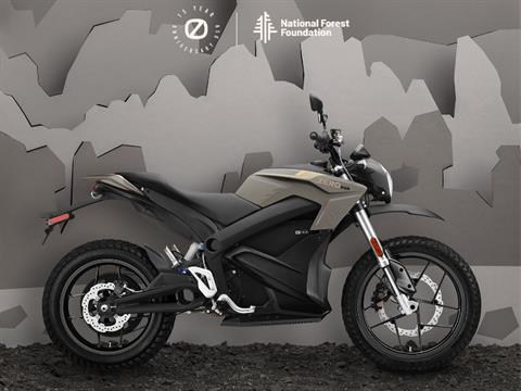 2021 Zero Motorcycles DSR ZF14.4 15th Anniversary in Tampa, Florida