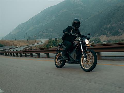 2022 Zero Motorcycles DSR ZF14.4 in Enfield, Connecticut - Photo 7
