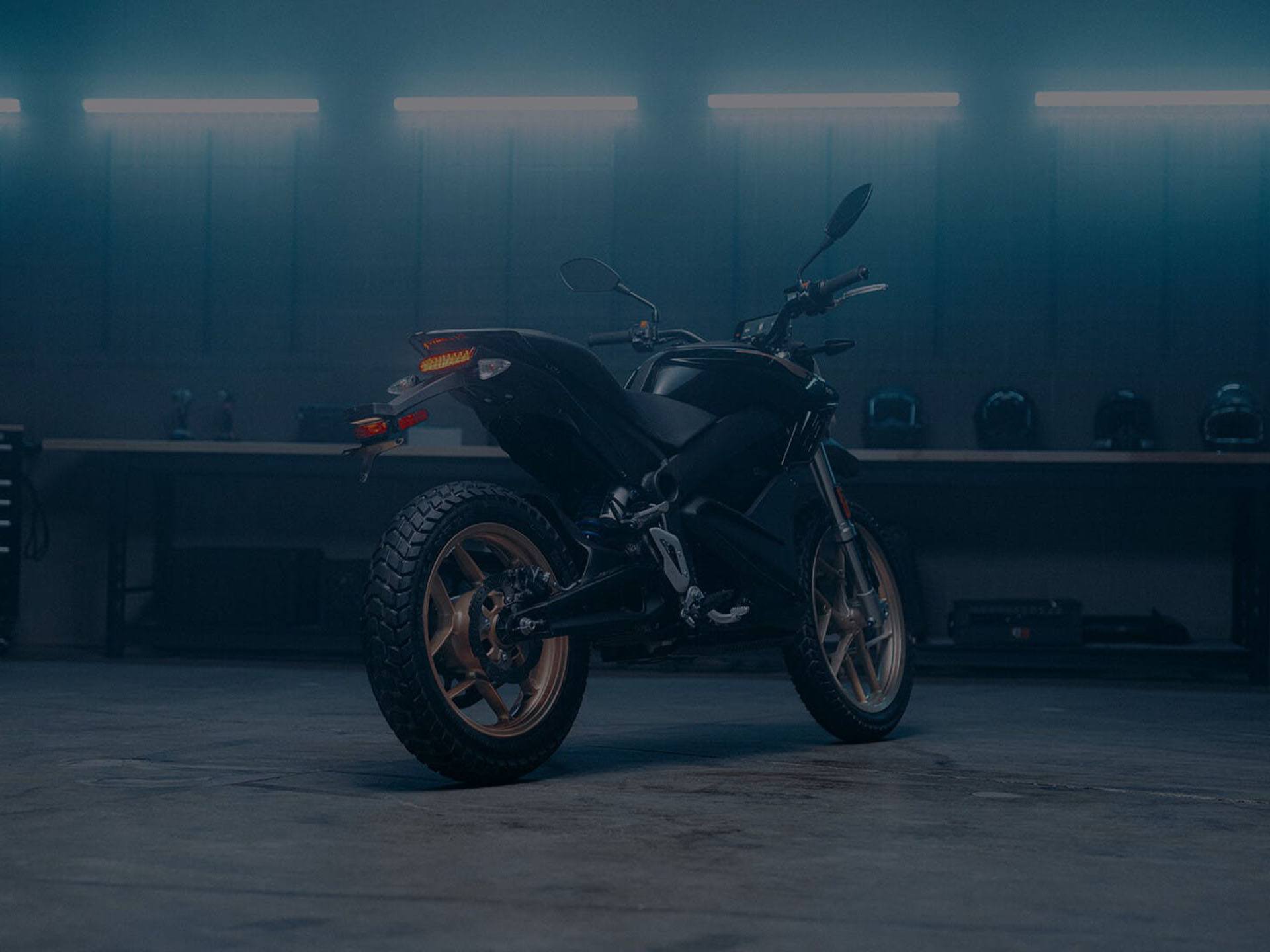2022 Zero Motorcycles DSR ZF14.4 in Vincentown, New Jersey - Photo 13