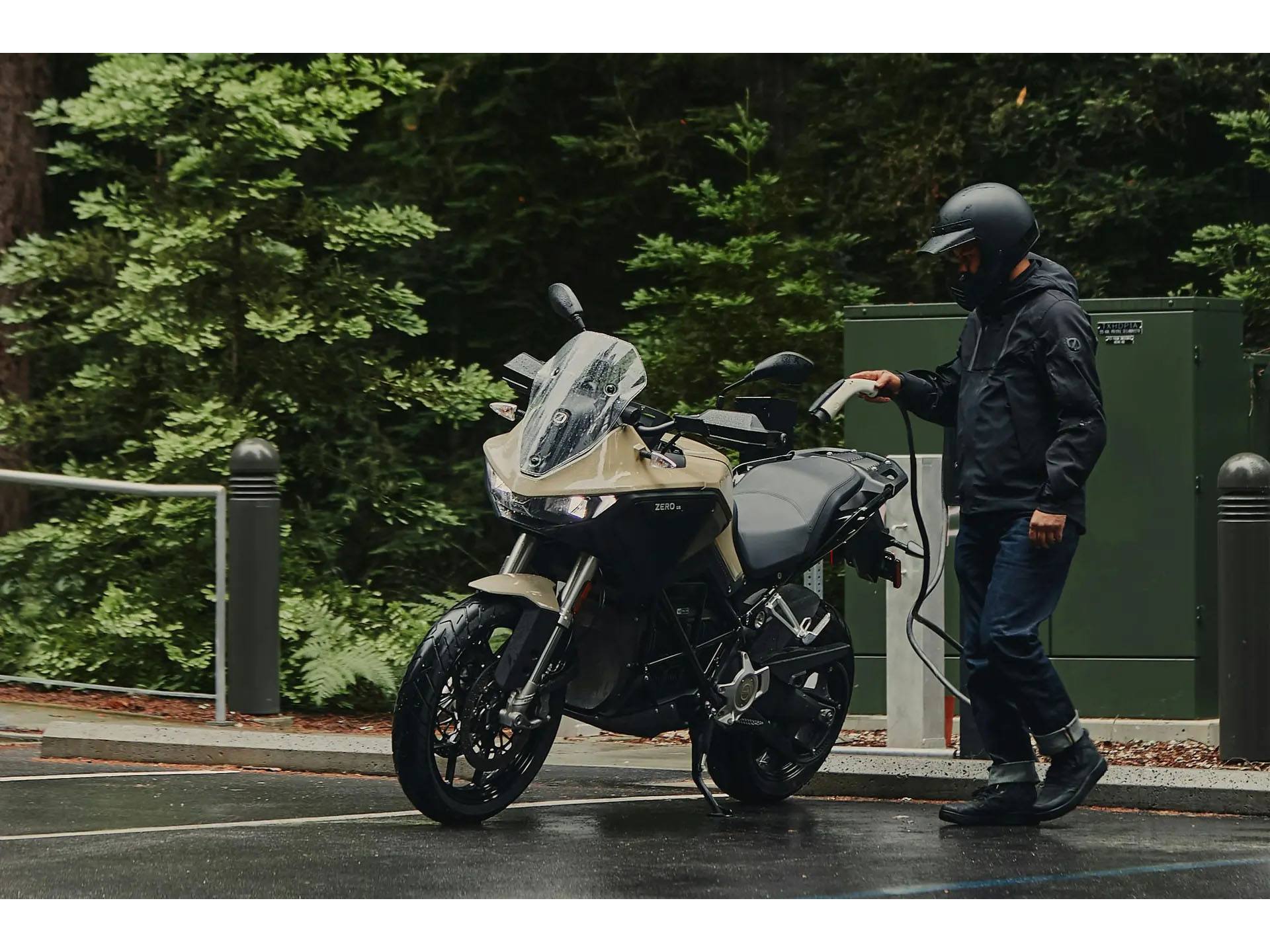 2024 Zero Motorcycles DS ZF14.4 in New Haven, Vermont - Photo 10